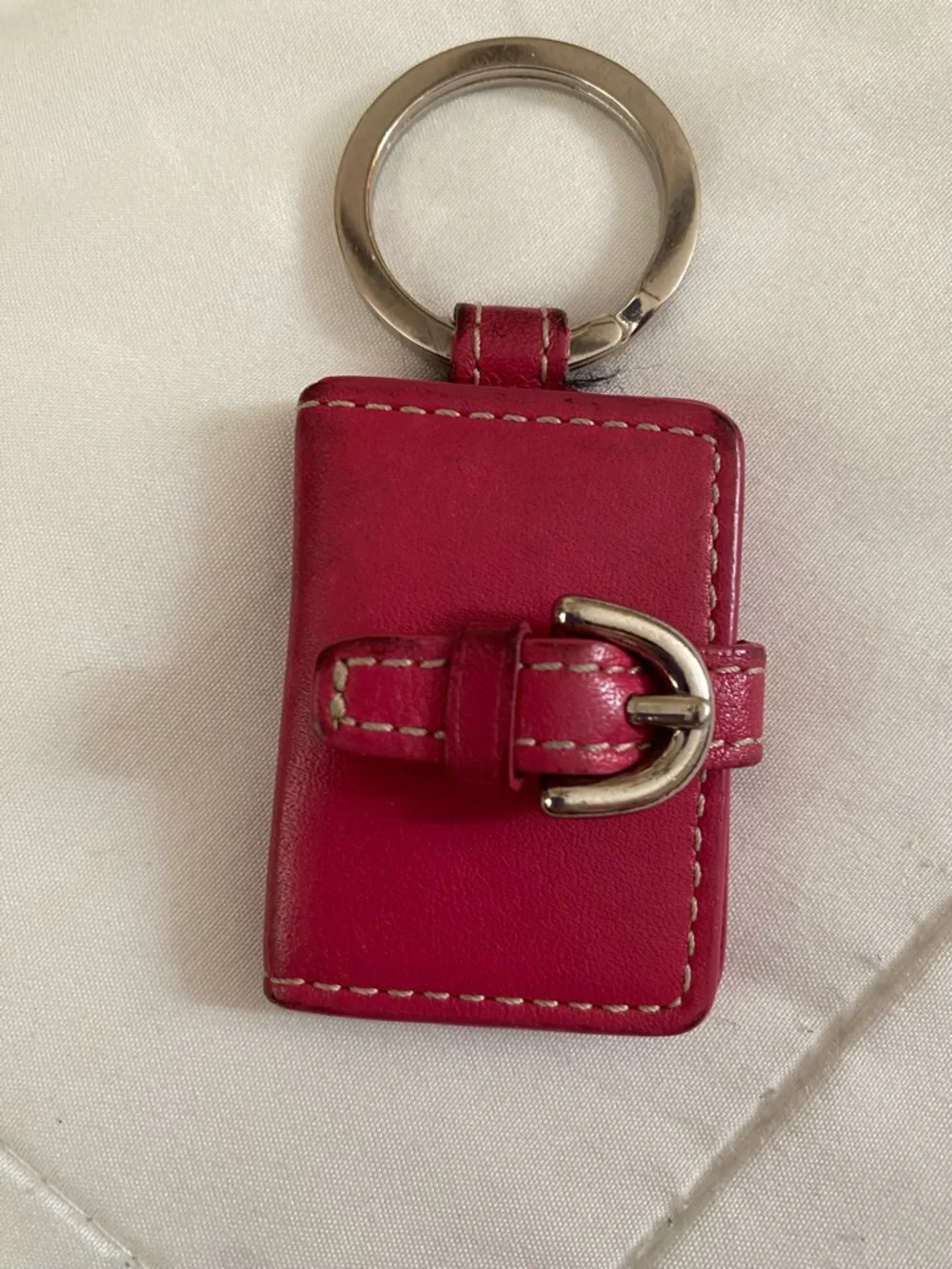 RARE pink leather Coach photo keychain!! - Picture 2 of 10